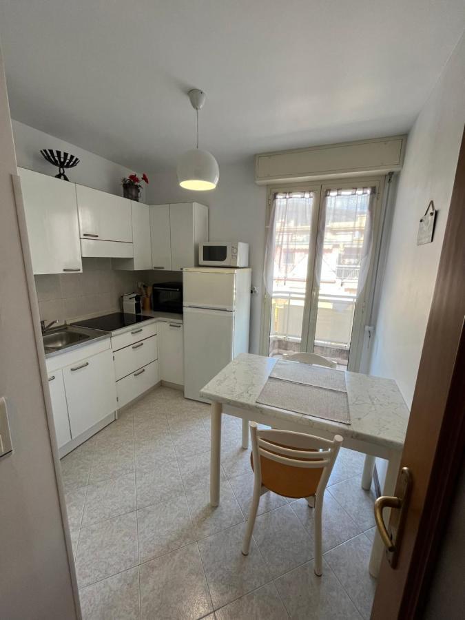 Studio 28 M2 Au Calme A Menton Exterior photo